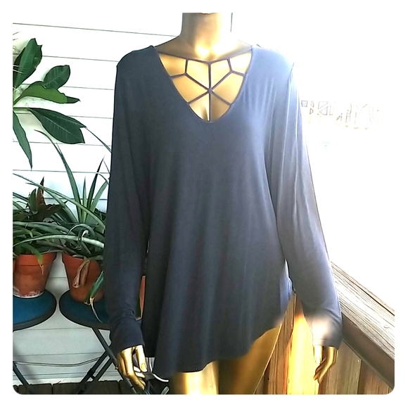 American Eagle Outfitters Tops - AE Soft & Sexy Cutout long sleeve tee